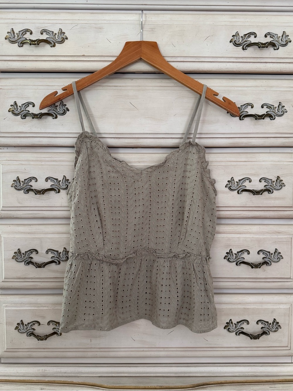 Vici Gray Eyelet Peplum Cami Top - Picture 2 of 5